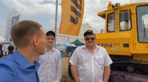 Аж гордость берёт! Российские бульдозеры "ЧЕТРА" могут сравнять с землёй всё, что угодно