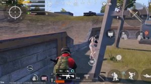 хотя бы одну аптеку и третьего уложил бы))))) не хватило жизни