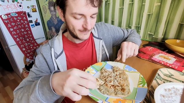 Пальчики оближешь! Пожарила остатки закваски на сковороде :)