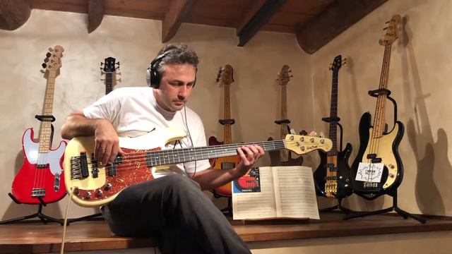Harley Benton PJ-75 OW VS - [Bass Demo] - Tower of Power Oakland Stroke смотреть онлайн