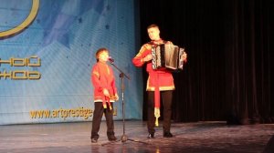 Петров Егор - «Бравый атаман» казачья песня