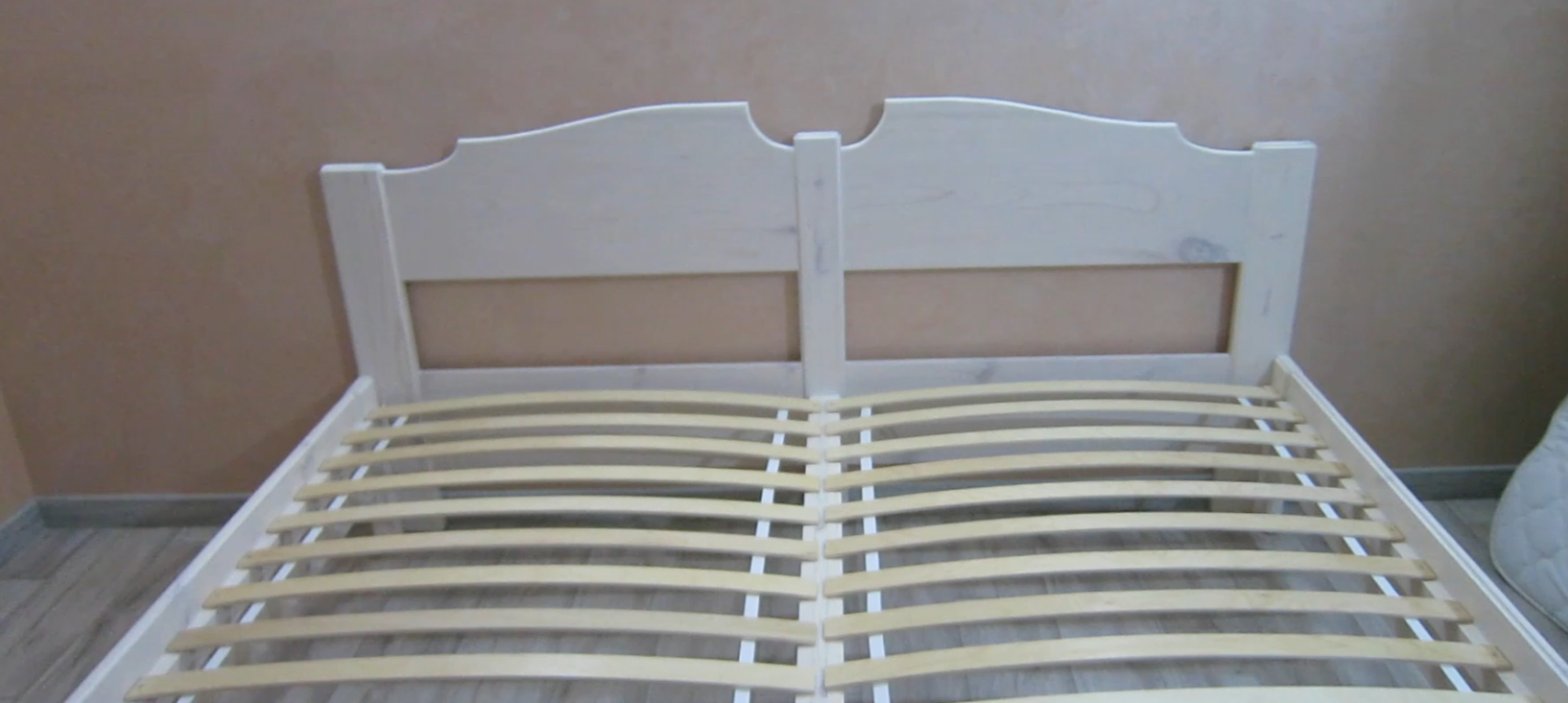 кровать двуспальная из массива сосны смотреть онлайн