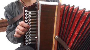 Наигрыш «Русского». Три варианта.