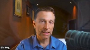 Сухость кожи рук и трещины на руках? Лучшее домашнее средство от Dr. Berg