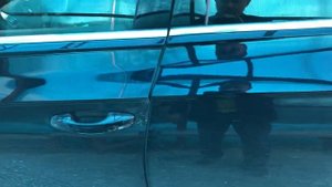 VW Touareg CR7 3.0TDI - не работает доводчик двери