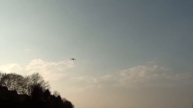 RC UFO 2.4ghz 4 Kanal Gyro Quadcopter Ferngesteuer Drone Hubschrauber Helicopter 997