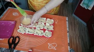 Быстро и невероятно вкусно,корзиночки из слоеного теста с жульенной начинкой