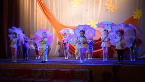 ДРЦ Непоседа, танец "Дождик" младшая группа
