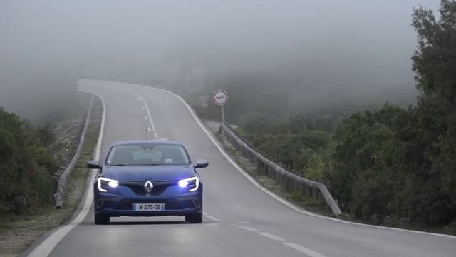 Essai Renault Mégane GT 205 ch EDC meilleure que l actuelle Mégane RS смотреть онлайн