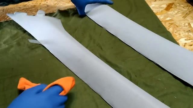 Вольво S60. Проклейка накладок стоек лобового стекла. смотреть онлайн