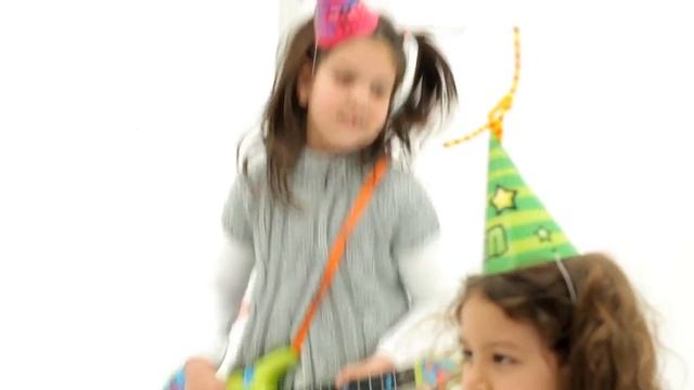 Tina & Tin Happy Birthday ALISA (Personalized Songs For Kids) #PersonalizedSongs смотреть онлайн