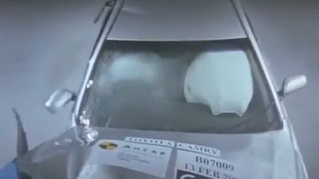 Краш-тест - Toyota Camry 2006 (2007 ANCAP) смотреть онлайн