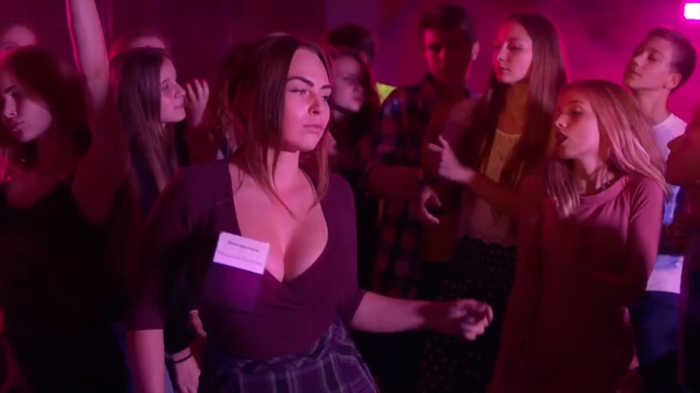 UGLY DUCK All The Things She Said смотреть онлайн