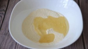 Насыпной пирог со сливами