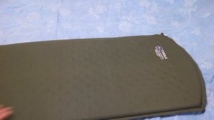 самонадувной коврик или коврик пенка.