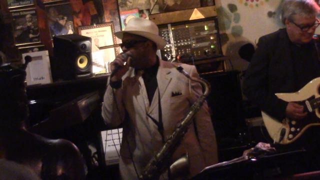 Bernard Anderson I Got A Woman смотреть онлайн