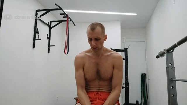 Подтягивания 71 с ф+кр. Рекрутирующие 98-88кг добавлю вес. Отжимания 150 по плану. смотреть онлайн