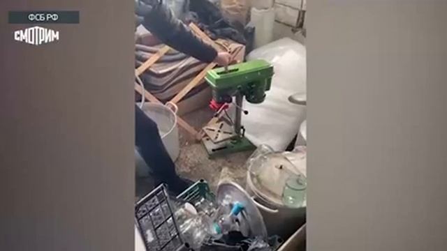 ⚡️Срочно! ФСБ опубликовала кадры задержания подпольных оружейников.⚡️