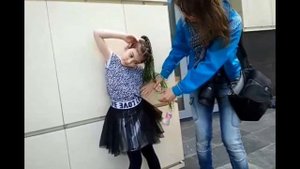 Фотопозирование для детей в модельной школе