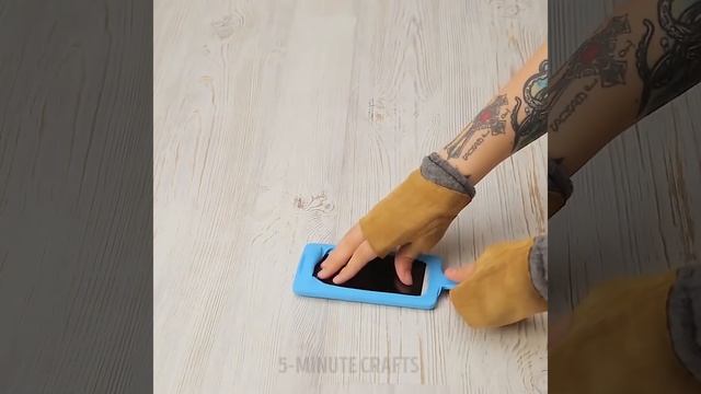15 ЧЕХЛОВ ДЛЯ ТЕЛЕФОНА, КОТОРЫЕ ВЫ МОЖЕТЕ СДЕЛАТЬ САМИ смотреть онлайн