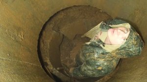 сломалось кольцо в колодце вынимаем для углубления