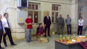 Раздача подарков Дом.ru