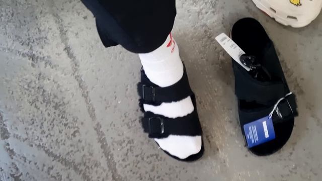 ТОП-5 ПЕННО-ШЛЕПАЧНЫХ ИЗДЕЛИЙ или ЧТО НОСИТЬ В ЖАРУ смотреть онлайн