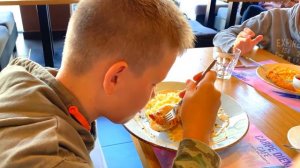 ВЛОГ. ВСЕ ТОЛЬКО для Софии. Братьям НИЧЕГО. День Брос Шоу