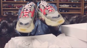 BALENCIAGA TRIPLE S UNBOXED