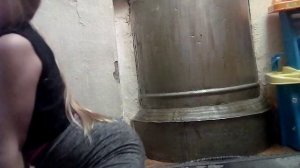 Учимся делать шпагат)))