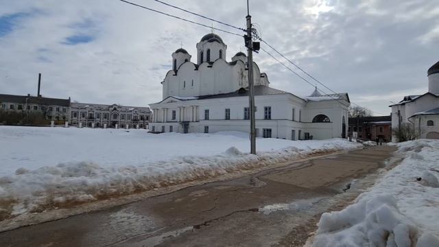 Ансамбль Ярославова дворища и Древнего Торга. смотреть онлайн