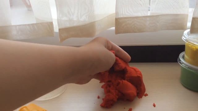 Обзор на радужный или кинетический песок) смотреть онлайн