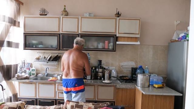 VLOG Алиса заболела на море