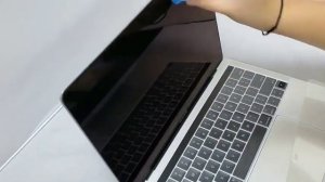 Anti Blue Light Screen Protector for Macbook - Unboxing and installation Homy products