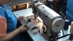 Производство войлочных тапочек. Швейный цех - пошив тапочек.