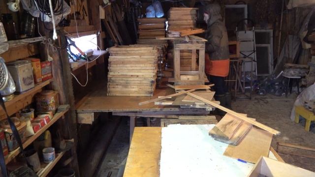 Ломаем Дом.| Делаю кормушку для птиц.| Убираем дикий виноград. смотреть онлайн