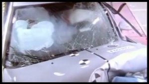 Crash test Nissan Almera N16 2001