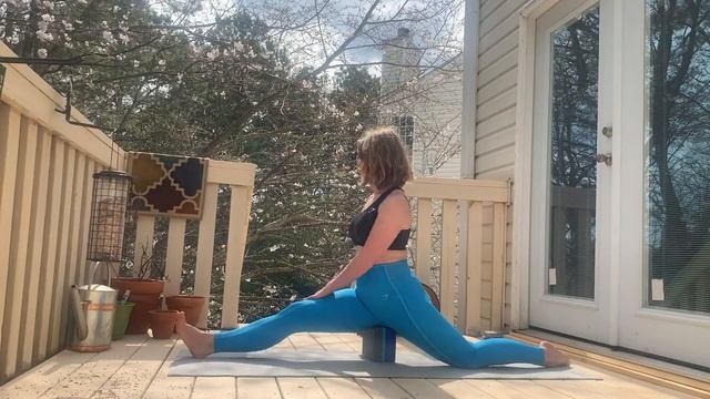Spring time yoga flow смотреть онлайн