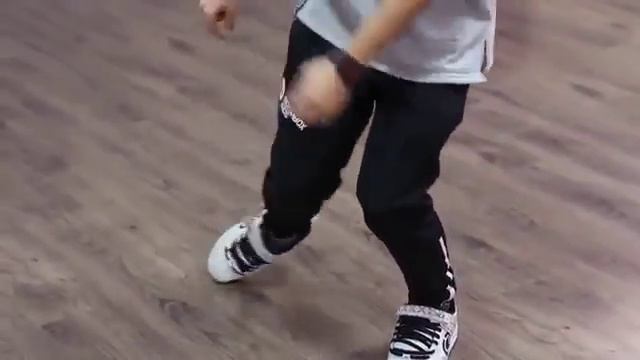 Как научиться танцевать Хип Хоп за 5 минут - Урок 6 смотреть онлайн
