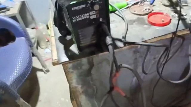 Russian Welding Machine Repairing ETALTECH HOBBY WMM200 DC HHBEPTOP смотреть онлайн