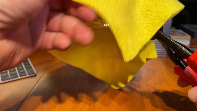 Cracking a CSG Slab - How to Safely Crack a CSG Slab and Re-submit for Grading on the New Scale