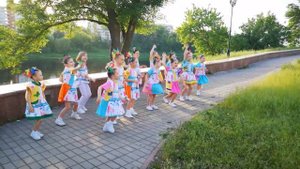 "Родны мой горад"  -   исп.  Детский хор "Большой" (г. Витебск)