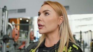 СКОЛЬКО ПОДНИМЕТ КАРИНА КРОСС?