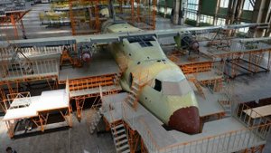 Разработчик самолёта на замену транспортника Ан-12 определи участвуют КБ Ильюшин и Туполев