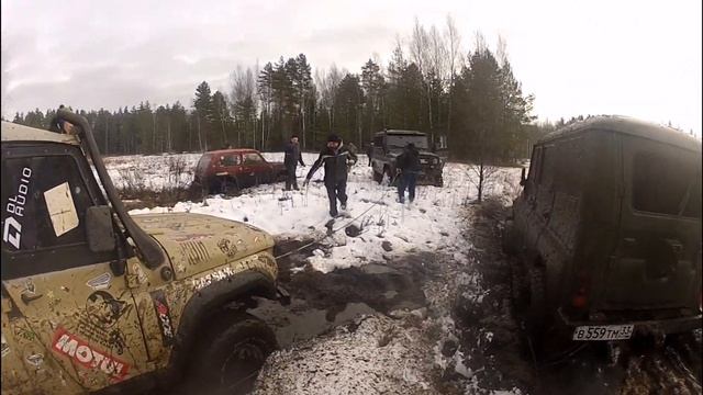 Уазы нивы. Дорога была 25 лет назад. смотреть онлайн