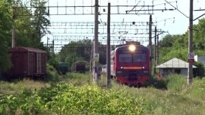 Электропоезд ЭД9Э-0014 отправляется со станции Мыза, Нижний Новгород