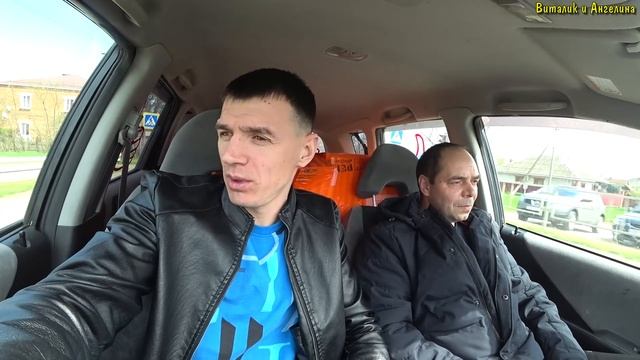 НАНЯЛ РАБОЧИХ ШТУКАТУРЩИКОВ / УТЕПЛИЛ ПОТОЛОК / ЗАГРУНТОВАЛ СТЕНЫ / РЕМОНТ ДЕРЕВЕНСКОГО ДОМА / ВЛОГ смотреть онлайн