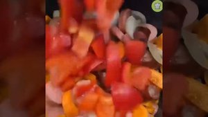 Тушеная картошка с сосисками и охотничьими колбасками ?