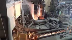 Электрическая дуга в печи⚡️