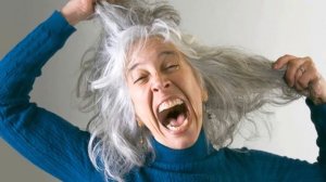 Почему седеют волосы на голове?